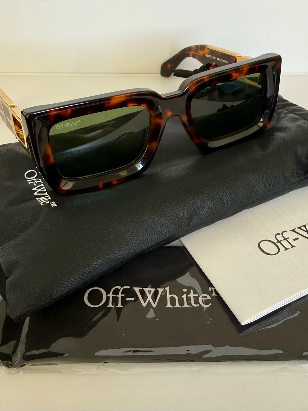 NEW!!! Off-White unisex sunglasses OERI073 6055 Authentic